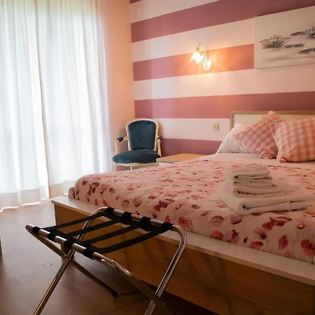 Gasthuis Casa Di Nina 4*