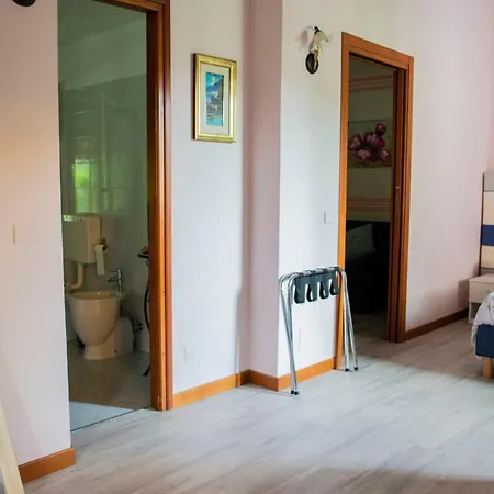 Casa Di Nina 4* Oleggio Castello