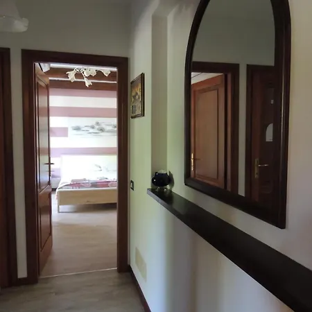 Casa Di Nina Affittacamere Oleggio Castello