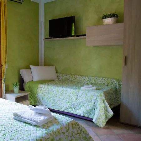 Casa Di Nina Affittacamere Oleggio Castello