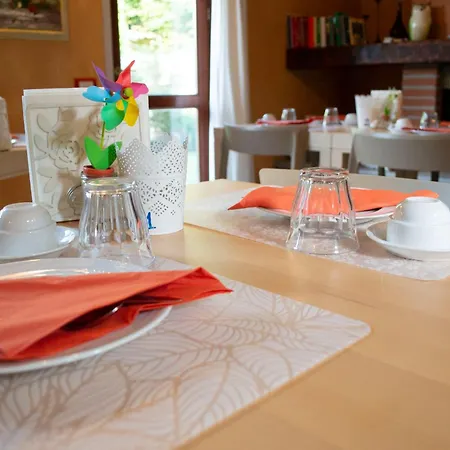 Pensionat Casa Di Nina Oleggio Castello