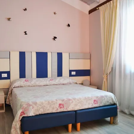 Gæstehus Casa Di Nina Oleggio Castello