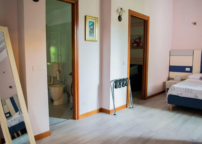 Casa Di Nina 4* Oleggio Castello